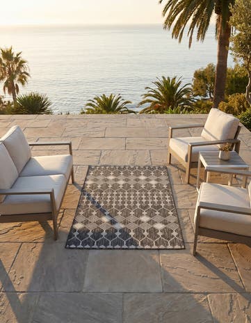 3' x 5' 3 Easy-Clean Trellis Indoor / Outdoor Rug