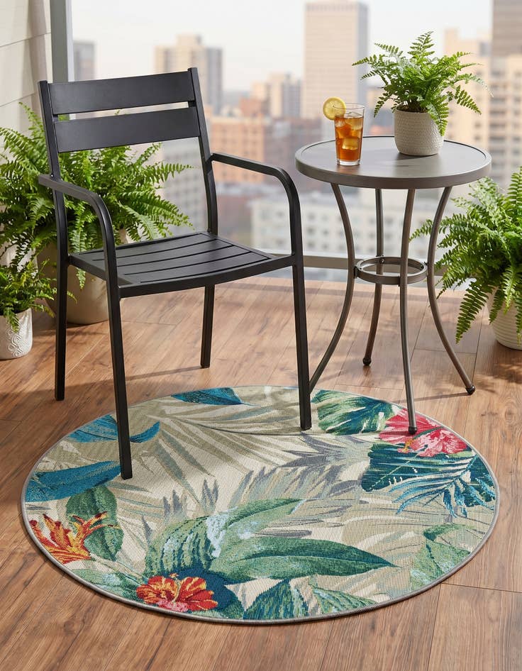 Detail image of 3' x 3' Easy-Clean Botanical Indoor / Outdoor Round Rug