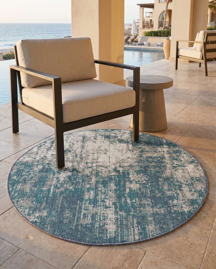 4' x 4' Easy-Clean Coastal Indoor / Outdoor Round Rug