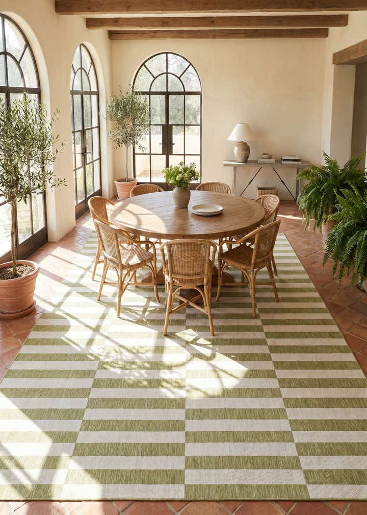 10' x 14' Easy-Clean Striped Indoor / Outdoor Rug