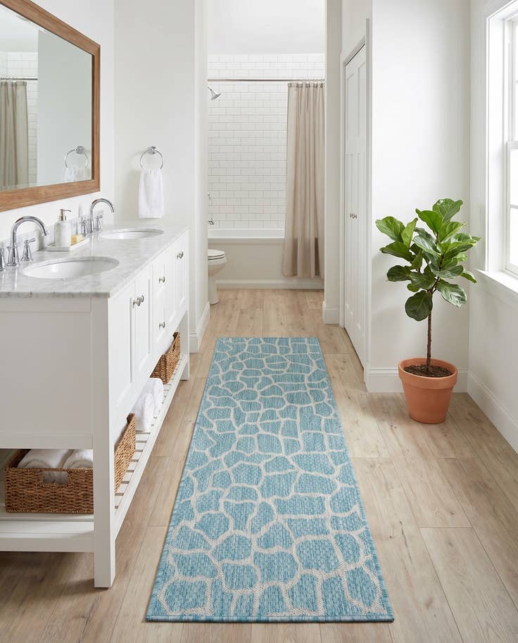 Detail image of 2' x 6' Easy-Clean Safari Indoor / Outdoor Runner Rug