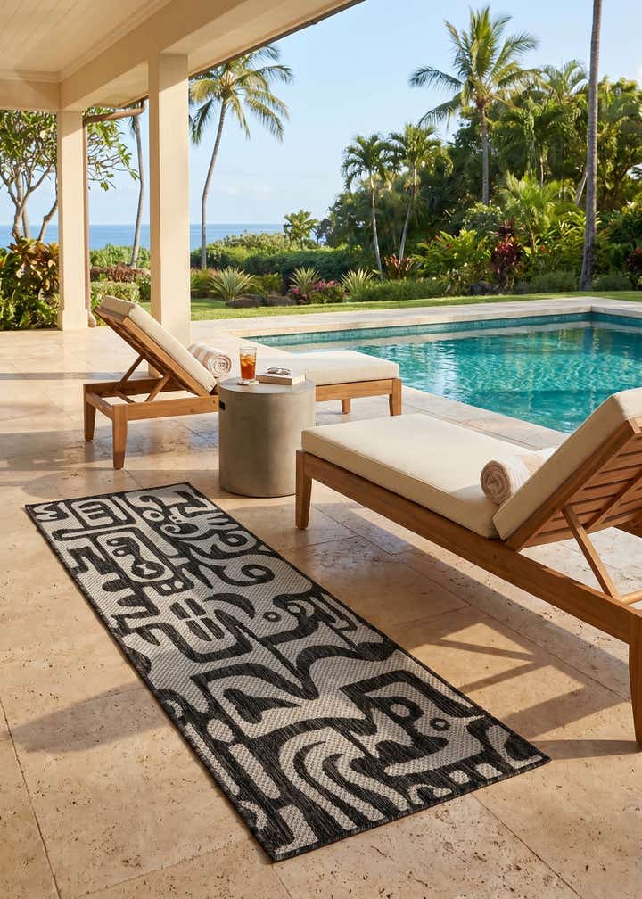 2' x 5' 3 Easy-Clean Modern Indoor / Outdoor Runner Rug