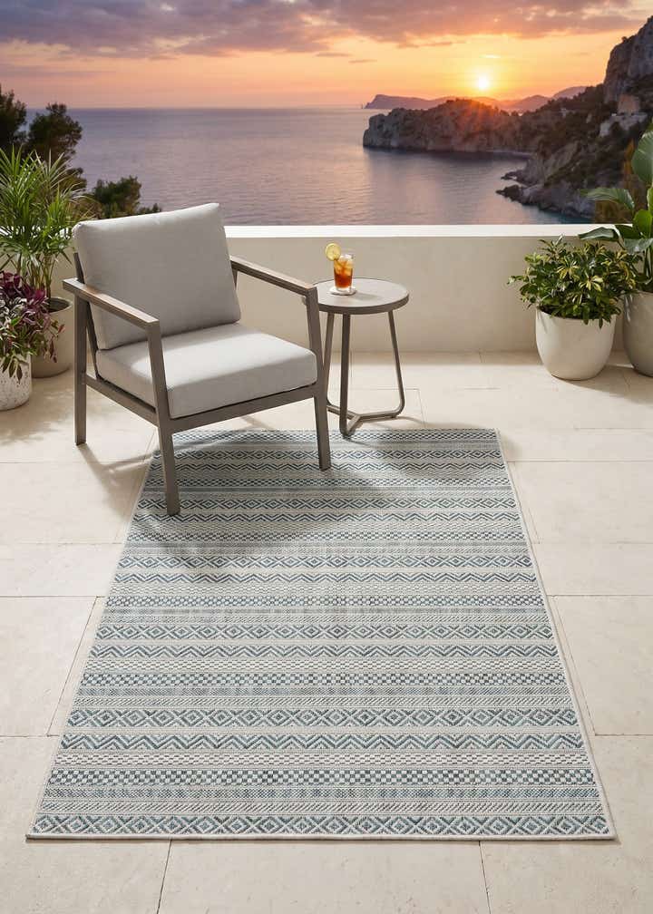 3' x 5' 3 Easy-Clean Ribbon Indoor / Outdoor Rug