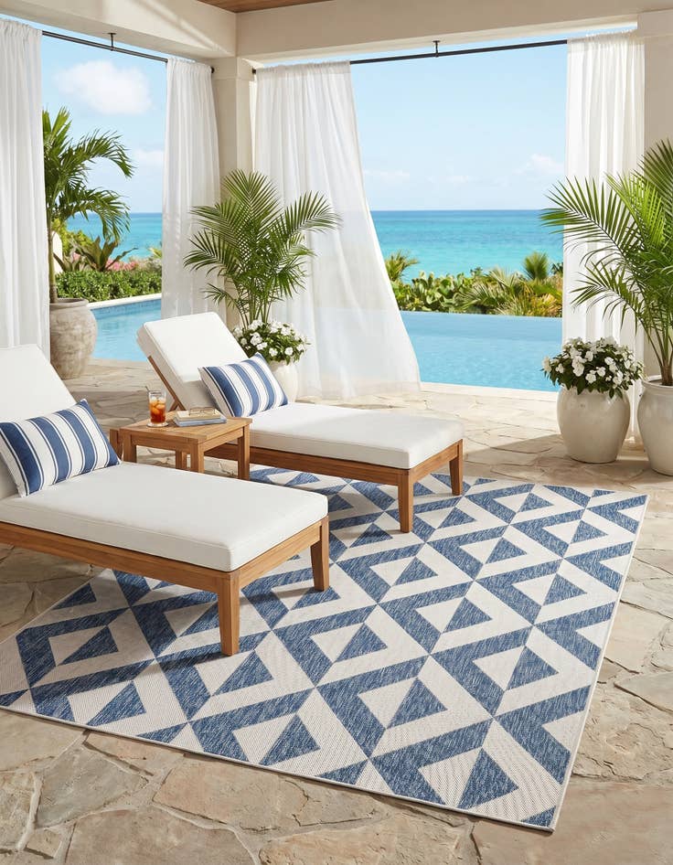 Detail image of 5' 3 x 8' Easy-Clean Jill Zarin Napa Indoor / Outdoor Rug