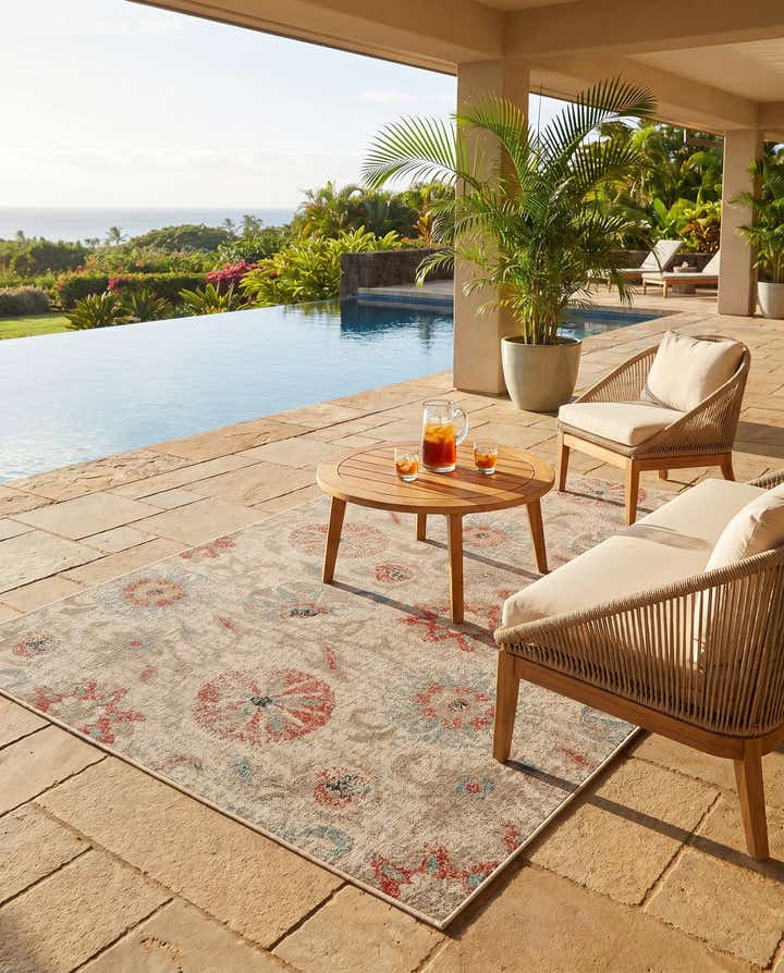 6' x 9' Easy-Clean Botanical Indoor / Outdoor Rug