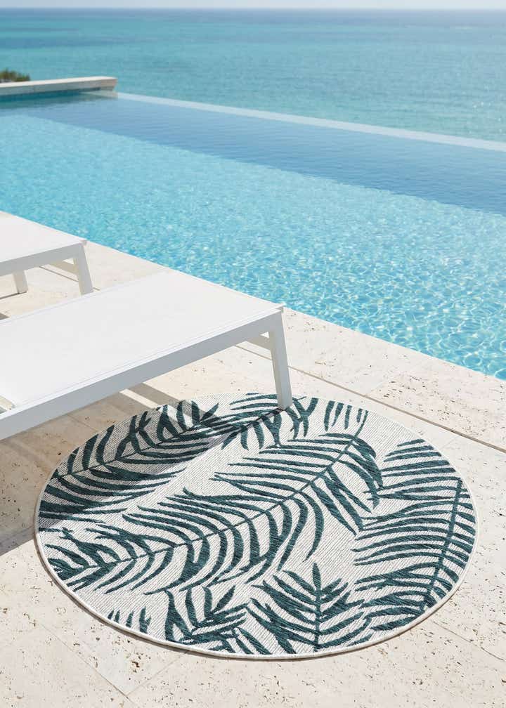 4' x 4' Easy-Clean Botanical Indoor / Outdoor Round Rug