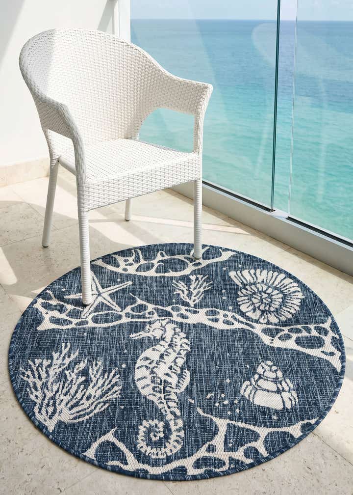 3' x 3' Easy-Clean Coastal Indoor / Outdoor Round Rug