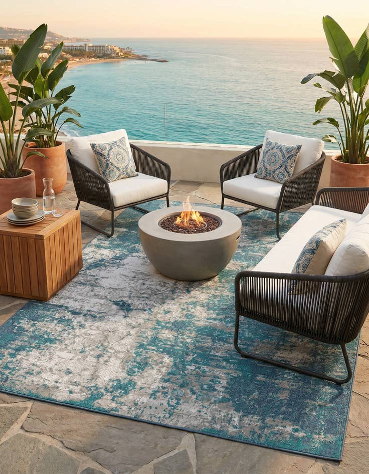Detail image of 7' 10 x 10' Easy-Clean Coastal Indoor / Outdoor Rug