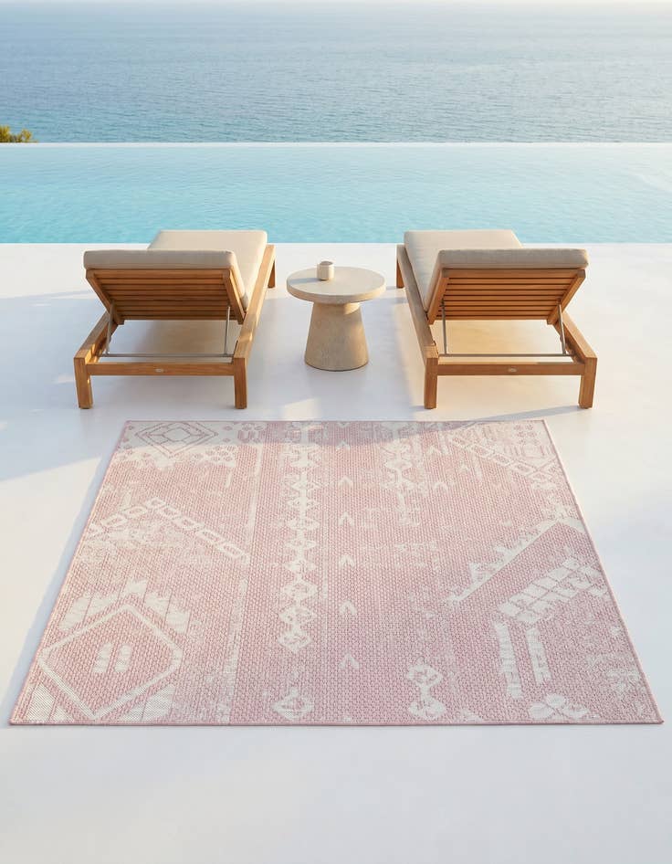 Detail image of 5' 3 x 5' 3 Easy-Clean Bohemian Indoor / Outdoor Square Rug