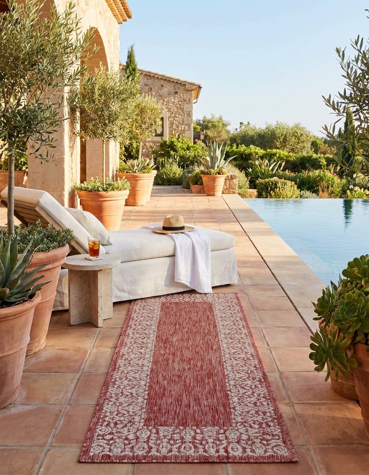 Detail image of 2' x 6' Easy-Clean Border Indoor / Outdoor Runner Rug