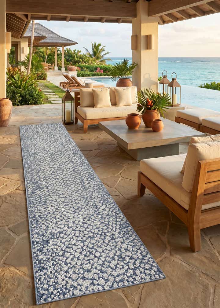 2' 7 x 12' Easy-Clean Safari Indoor / Outdoor Runner Rug