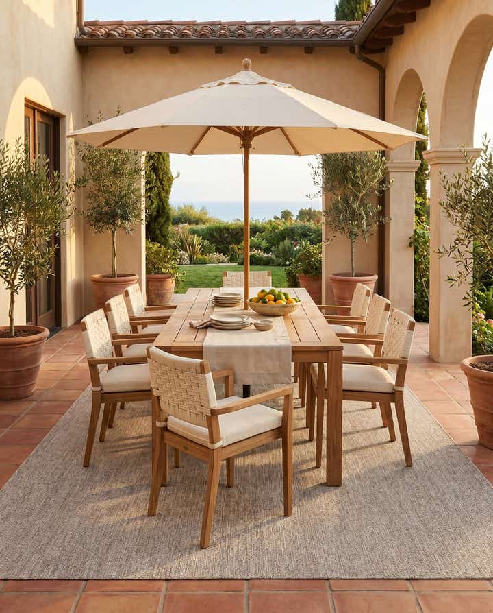 9' x 12' Easy-Clean Solid Indoor / Outdoor Rug