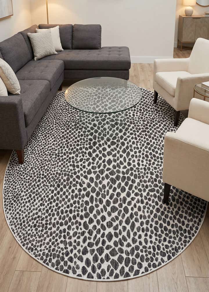 7' 10 x 10' Easy-Clean Jill Zarin Cape Town Indoor / Outdoor Oval Rug
