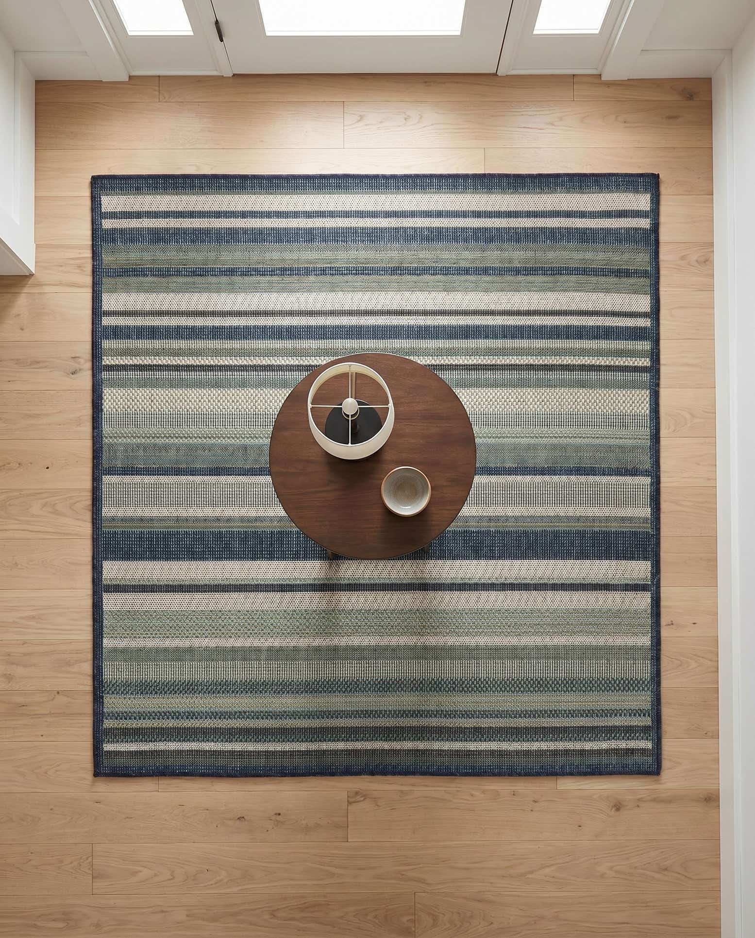 5' 3 x 5' 3 Easy-Clean Baja Indoor / Outdoor Square Rug