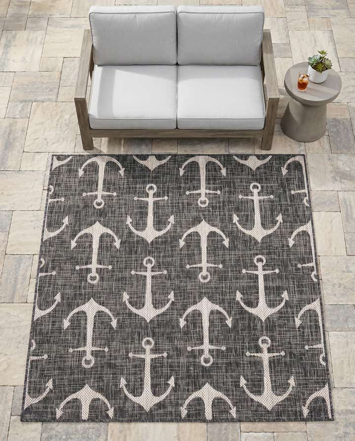 5' 3 x 5' 3 Easy-Clean Coastal Indoor / Outdoor Square Rug