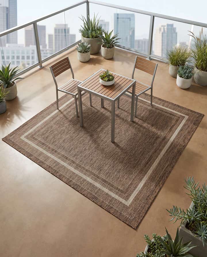6' 1 x 6' 1 Easy-Clean Border Indoor / Outdoor Square Rug
