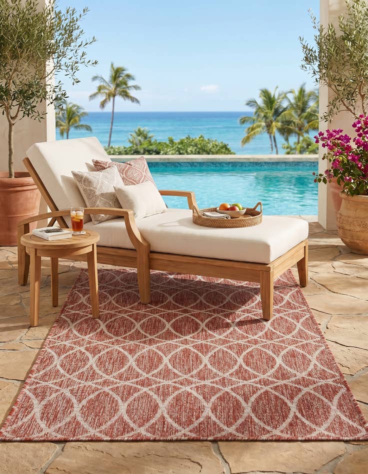 Detail image of 3' x 5' 3 Easy-Clean Lattice Indoor / Outdoor Rug