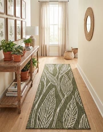 Green Easy-Clean Botanical Indoor / Outdoor Runner Rug