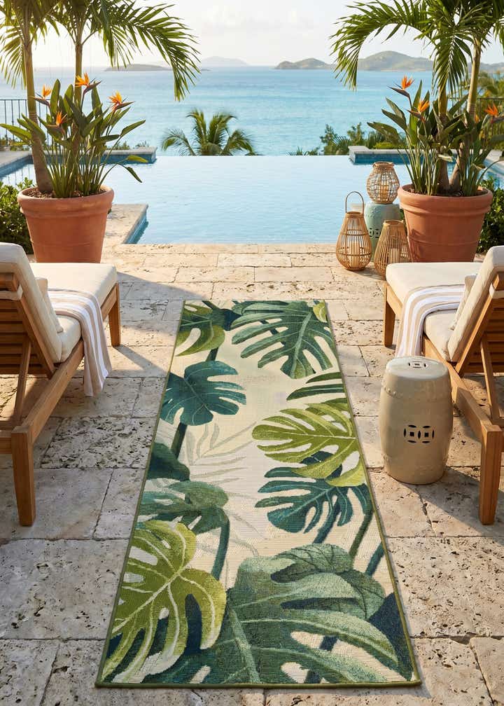 2' x 6' Easy-Clean Botanical Indoor / Outdoor Runner Rug