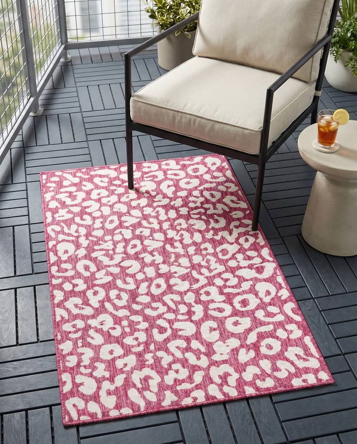 Detail image of 3' x 5' 3 Easy-Clean Safari Indoor / Outdoor Rug