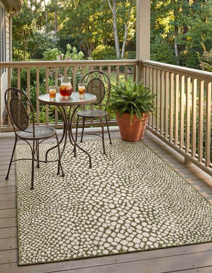 Detail image of 4' x 6' Easy-Clean Jill Zarin Cape Town Indoor / Outdoor Rug