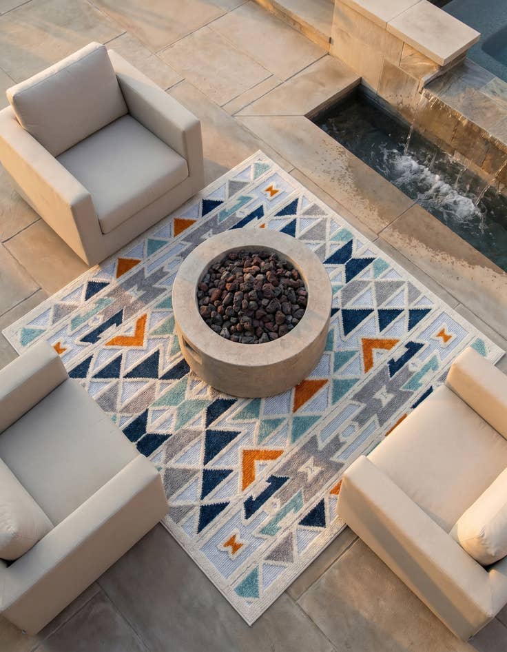 Detail image of 5' 3 x 5' 3 Easy-Clean Aruba Indoor / Outdoor Square Rug