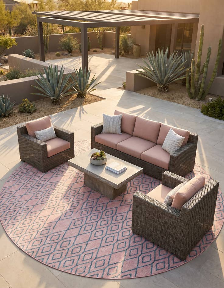 Detail image of 13' x 13' Easy-Clean Jill Zarin Turks and Caicos Indoor / Outdoor Round Rug