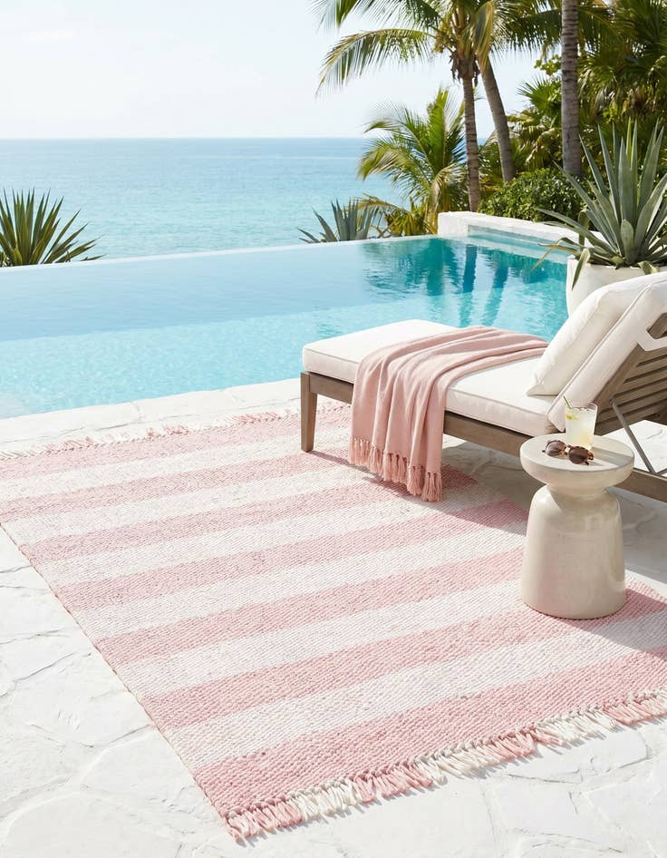 Detail image of 4' x 6' Easy-Clean Eco Plaid Washable Indoor / Outdoor Rug