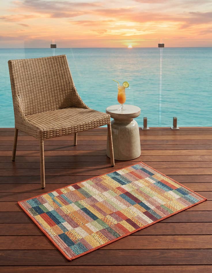 Detail image of 2' x 3' 1 Easy-Clean Baja Indoor / Outdoor Rug