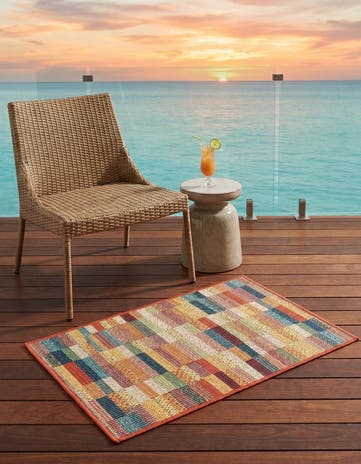 Easy-Clean Baja Indoor / Outdoor Rug