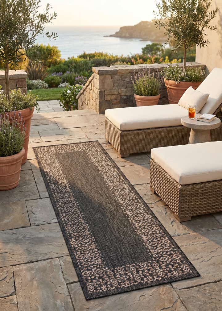 2' x 6' Easy-Clean Border Indoor / Outdoor Runner Rug