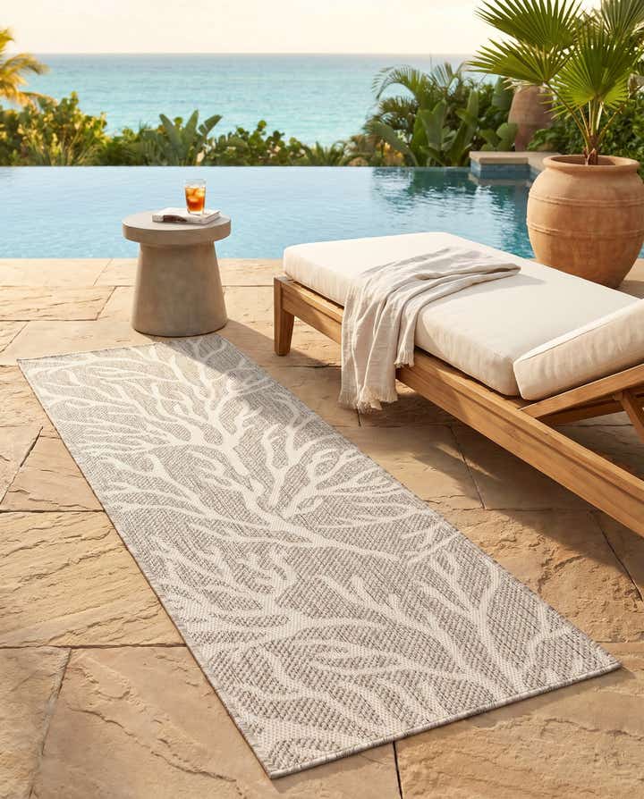 2' x 6' Easy-Clean Coastal Indoor / Outdoor Runner Rug