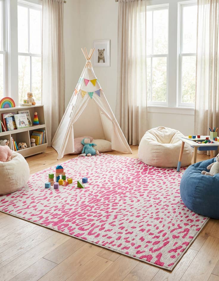 Detail image of 10' x 10' Easy-Clean Safari Indoor / Outdoor Square Rug