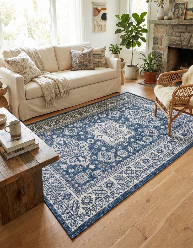 Detail image of 4' x 6' Easy-Clean Aztec Indoor / Outdoor Rug