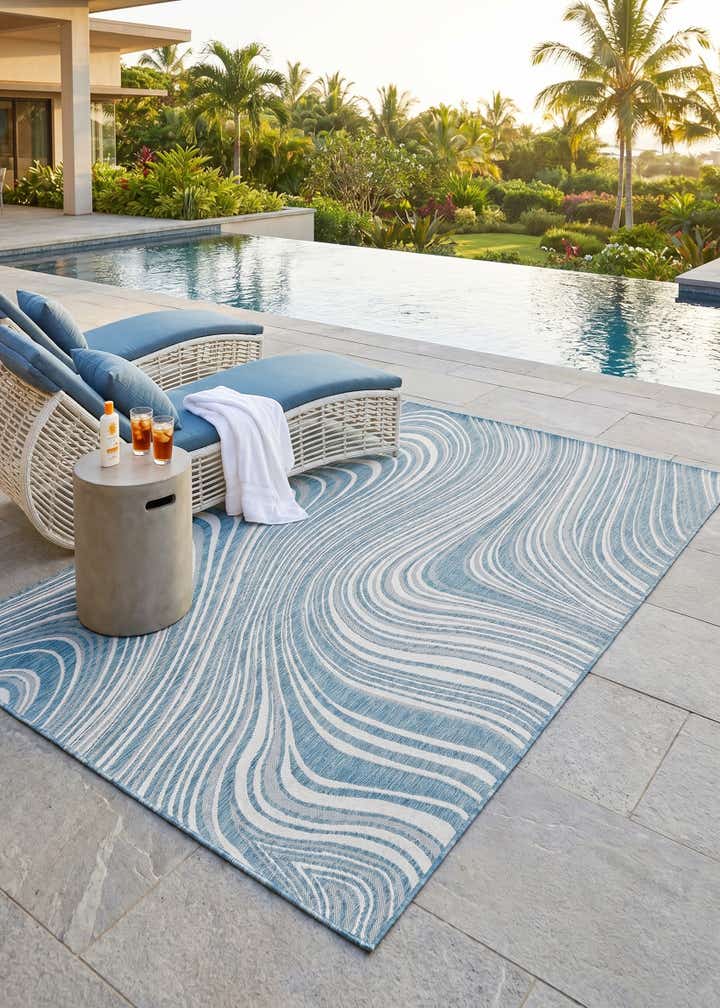 7' x 10' Easy-Clean Modern Indoor / Outdoor Rug