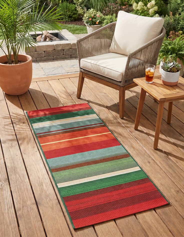 Detail image of 2' x 4' Easy-Clean Modern Indoor / Outdoor Runner Rug