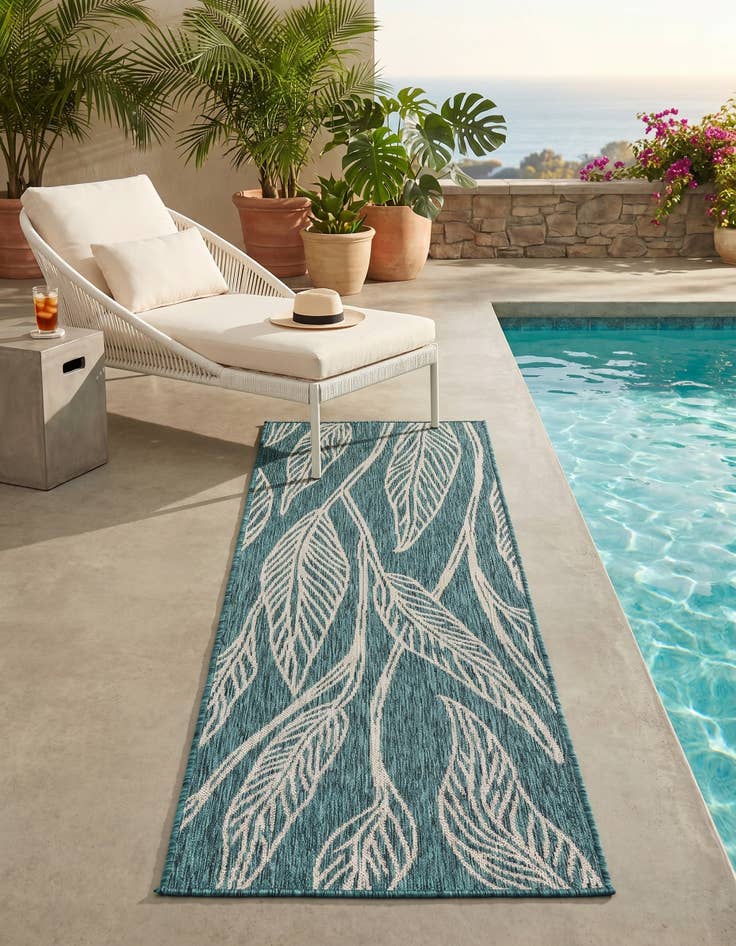 Detail image of 2' x 6' Easy-Clean Botanical Indoor / Outdoor Runner Rug