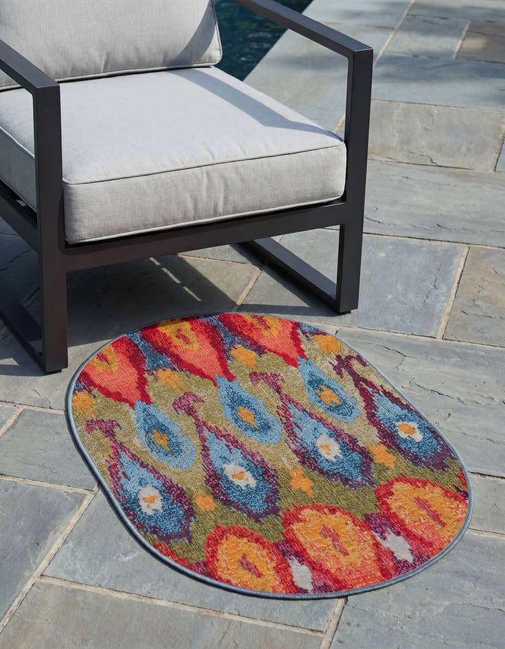 Detail image of 2' 2 x 3' Easy-Clean Modern Indoor / Outdoor Oval Rug