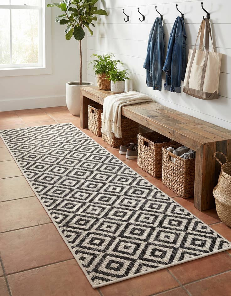 Detail image of 2' x 6' Easy-Clean Jill Zarin Costa Rica Indoor / Outdoor Runner Rug