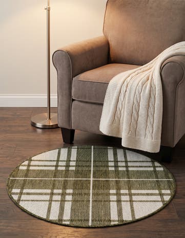 3' x 3' Easy-Clean Checkered Indoor / Outdoor Round Rug