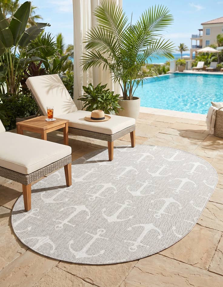 Detail image of 5' 3 x 8' Easy-Clean Coastal Indoor / Outdoor Oval Rug