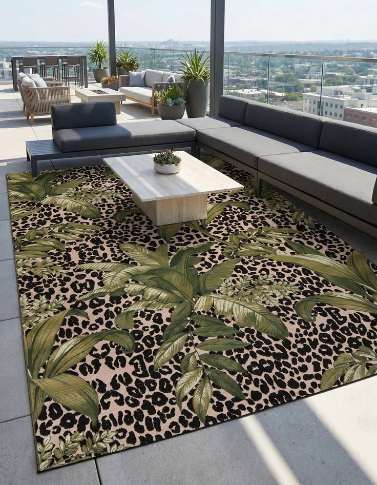 Detail image of 7' 10 x 11' Easy-Clean Botanical Indoor / Outdoor Rug