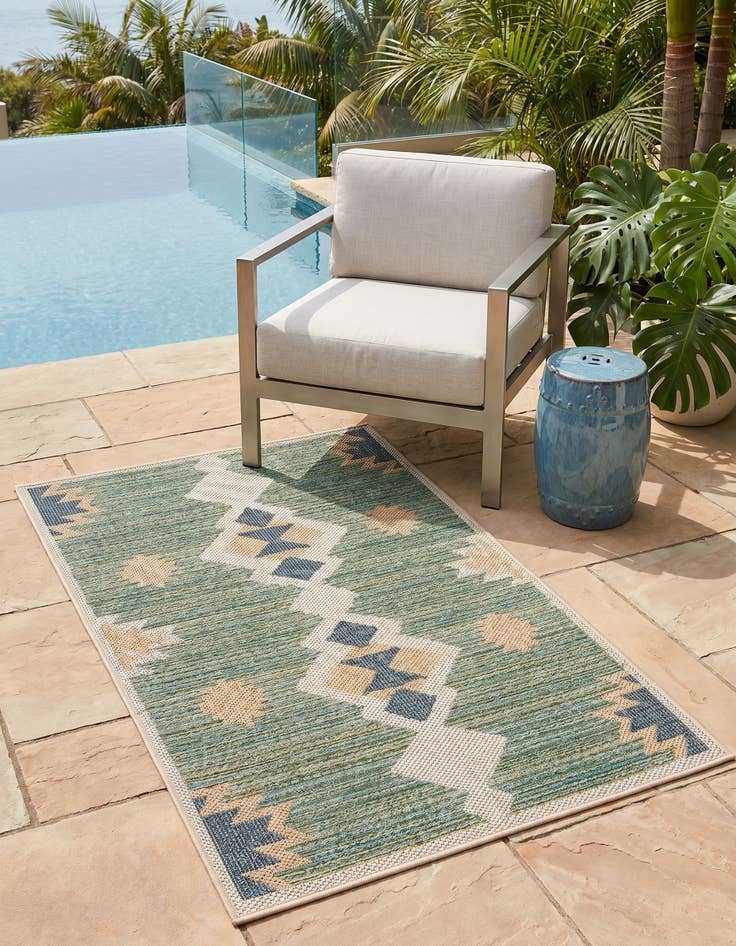 Detail image of 3' 1 x 5' 1 Easy-Clean Baja Indoor / Outdoor Rug