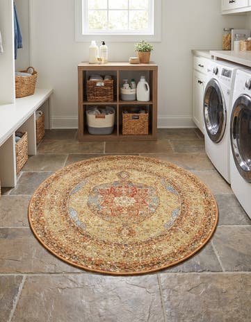 3' 3 x 3' 3 Easy-Clean Traditional Indoor / Outdoor Round Rug