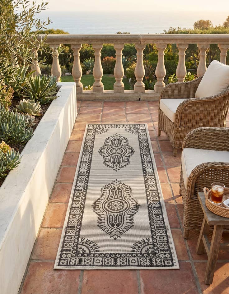 Detail image of 2' x 6' Easy-Clean Traditional Indoor / Outdoor Runner Rug