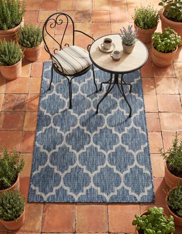 3' x 5' 3 Easy-Clean Lattice Indoor / Outdoor Rug
