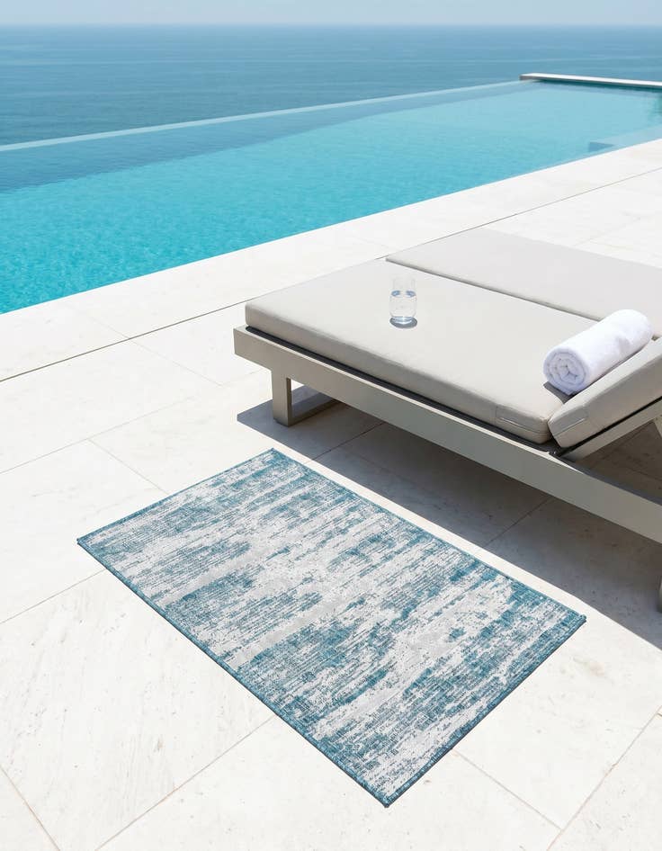 Detail image of 3' x 5' 3 Easy-Clean Modern Indoor / Outdoor Rug