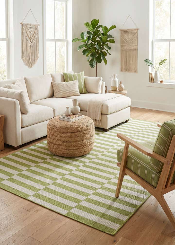 7' x 10' Easy-Clean Striped Indoor / Outdoor Rug