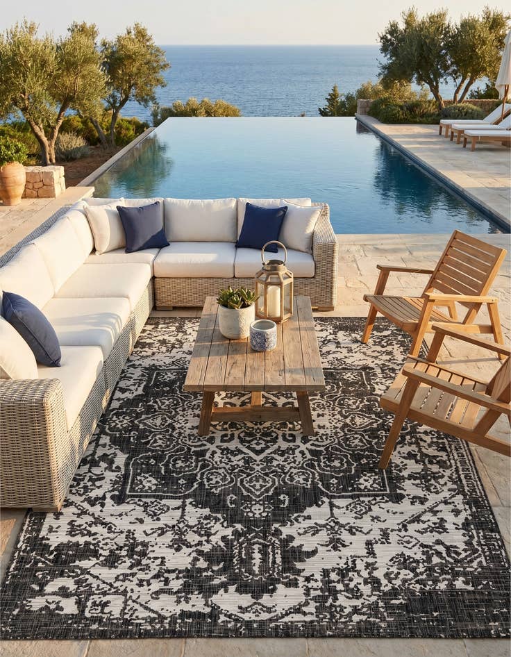 Detail image of 7' 10 x 10' Easy-Clean Jill Zarin Dubai Indoor / Outdoor Rug