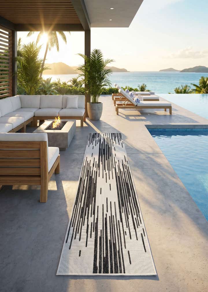 2' x 8' Easy-Clean Modern Indoor / Outdoor Runner Rug